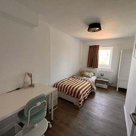 Ein Schoenes Zimmer In Kiel Ngoại thất bức ảnh